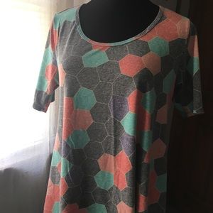 Lularoe faded geometric perfect t in medium